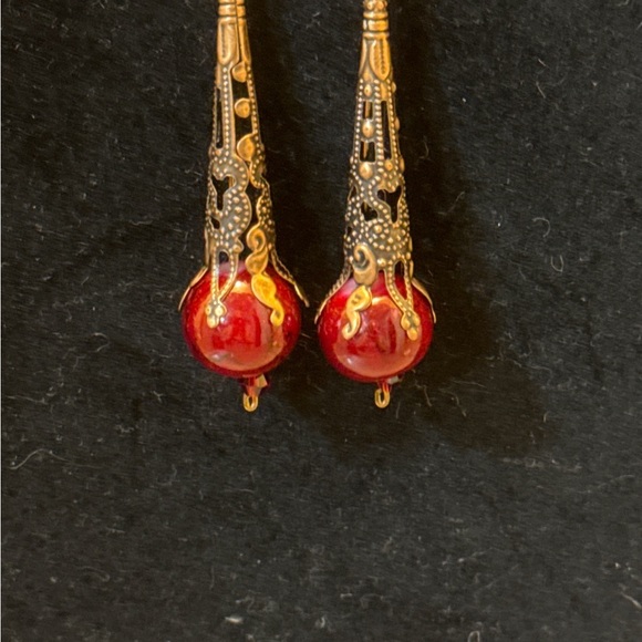 Old world charm filigree earrings in antique brass vintage inspired - Picture 2 of 5